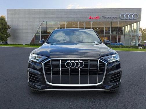 2021 Audi Q7 55 Premium Plus