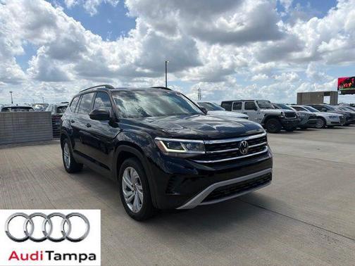 Deep Black Pearl 2023 Volkswagen Atlas 3.6L SE w/Technology
