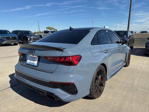 2024 Audi RS 3 TFSI quattro S tronic