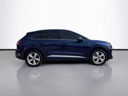 2024 Audi Q4 e-tron Premium 50 quattro