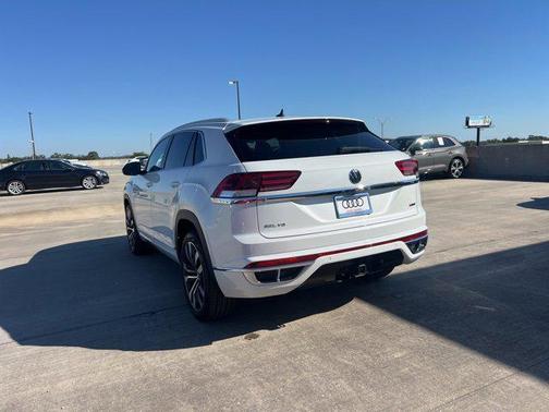 2022 Volkswagen Atlas Cross Sport 3.6L V6 SEL Premium R-Line