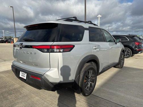 2023 Nissan Pathfinder SV 4WD