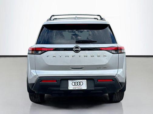 2023 Nissan Pathfinder SV 4WD