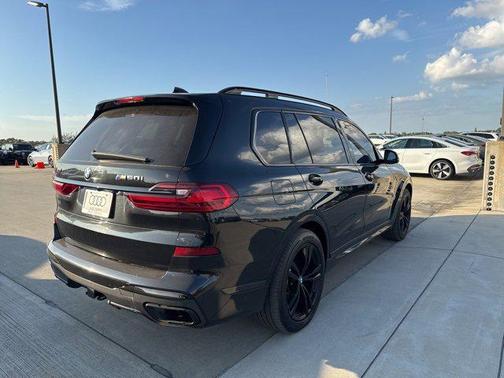 2020 BMW X7 M50i