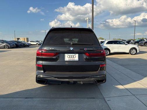 2020 BMW X7 M50i