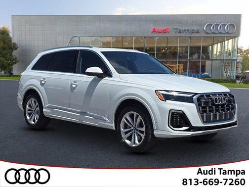 2025 Audi Q7 55 Premium Plus