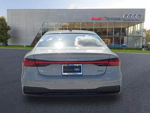 2025 Audi A7 Prestige 55 TFSI quattro S tronic