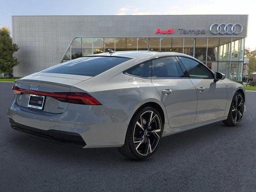 2025 Audi A7 Prestige 55 TFSI quattro S tronic