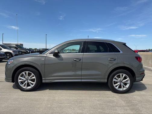 2023 Audi Q3 45 S line Premium Plus