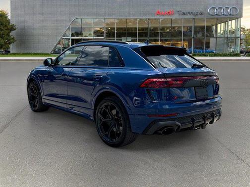 Ascari Blue Metallic 2026 Audi RS Q8 4.0T
