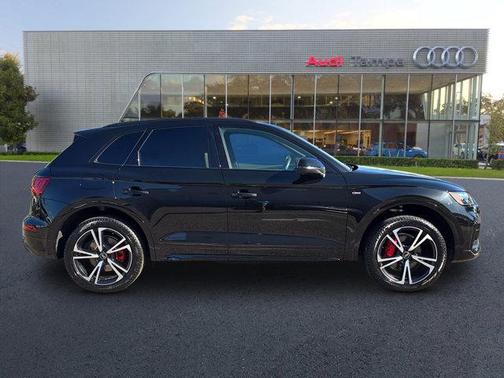 2025 Audi Q5 45 S line Premium Plus
