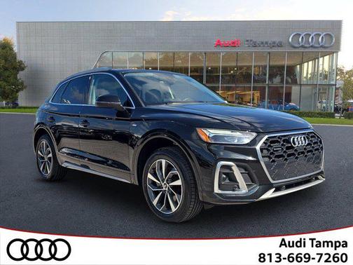 2022 Audi Q5 45 S line Premium Plus