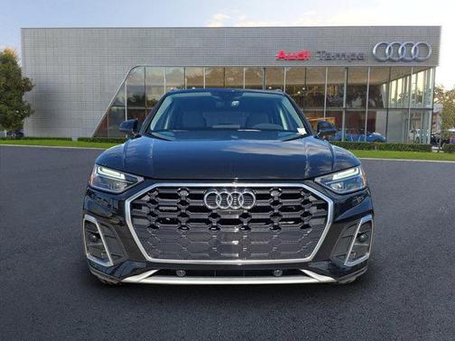2022 Audi Q5 45 S line Premium Plus