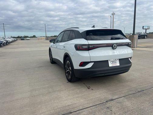 2022 Volkswagen ID.4 Pro