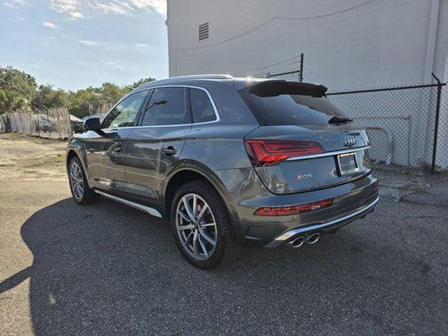 2024 Audi SQ5 3.0T Premium Plus