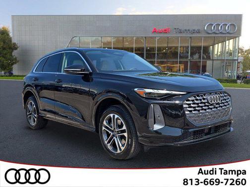 2025 Audi Q5 Premium