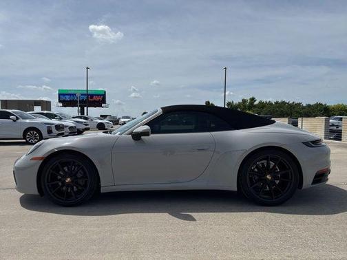 2020 Porsche 911 Carrera 4