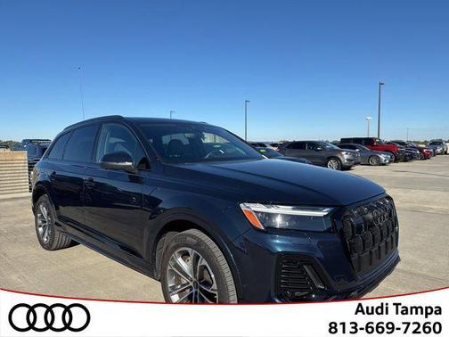 2025 Audi Q7 45 Premium