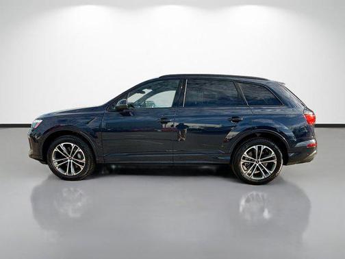 2025 Audi Q7 45 Premium