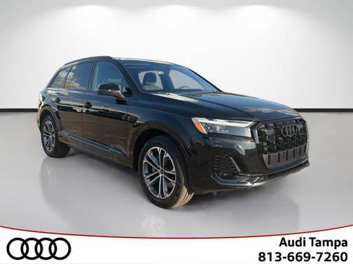 2026 Audi Q7 45 Premium