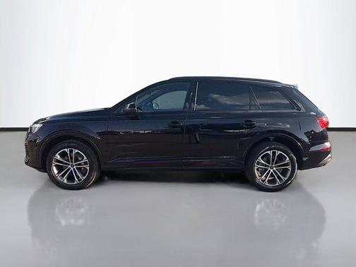 2026 Audi Q7 45 Premium