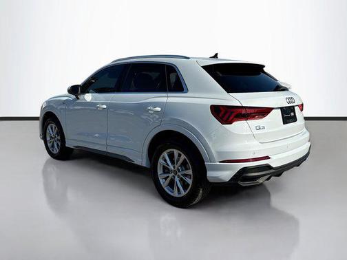 2024 Audi Q3 45 S line Premium Plus