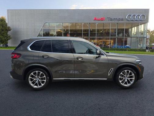 2022 BMW X5 sDrive40i
