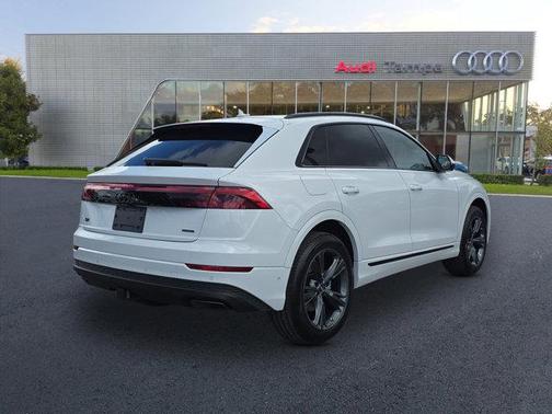 2026 Audi Q8 55 Premium