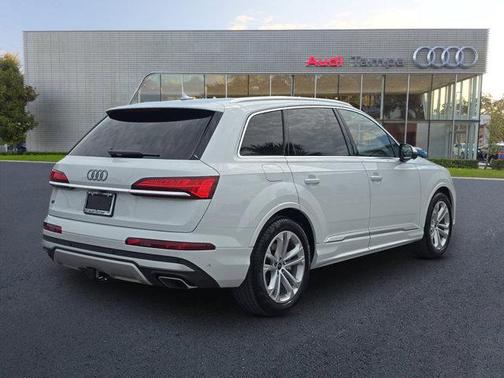2025 Audi Q7 55 Prestige