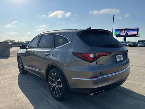 Liquid Carbon Metallic 2023 Acura MDX Technology Package