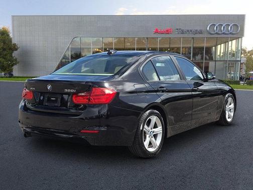 2015 BMW 320 i
