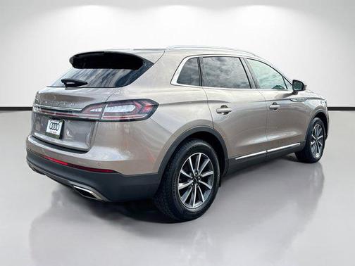 2021 Lincoln Nautilus Standard