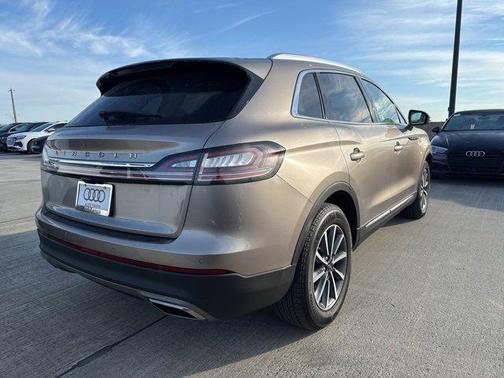 2021 Lincoln Nautilus Standard