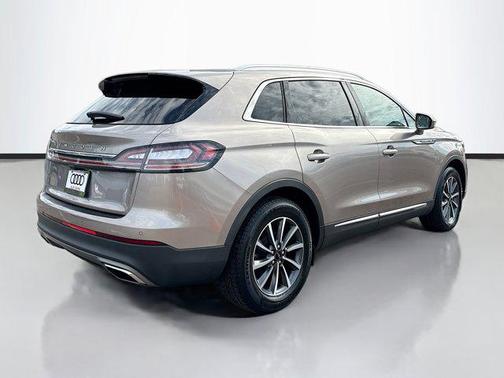 2021 Lincoln Nautilus Standard