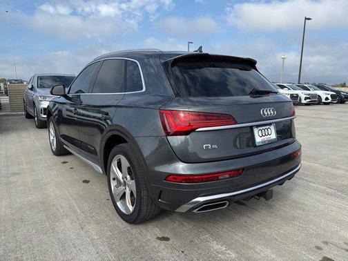 2023 Audi Q5 45 S line Premium Plus