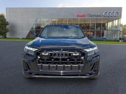 2025 Audi Q7 55 Prestige