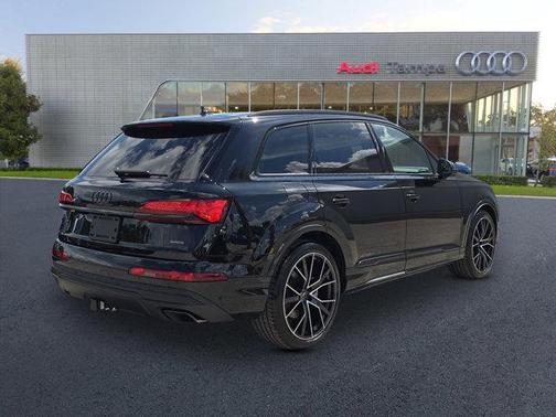 2025 Audi Q7 55 Prestige