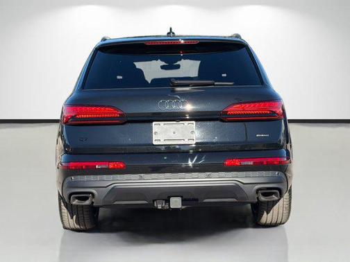 2026 Audi Q7 55 Premium Plus