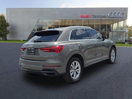 2022 Audi Q3 45 S line Premium Plus
