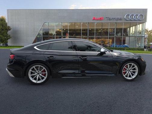 2023 Audi RS 5 2.9T