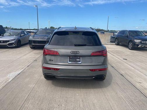 2025 Audi Q5 45 S line Premium Plus