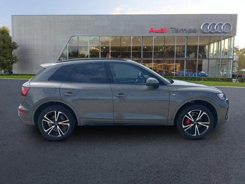2025 Audi Q5 45 S line Premium Plus