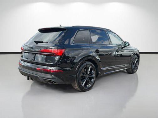 2026 Audi Q7 55 Premium Plus