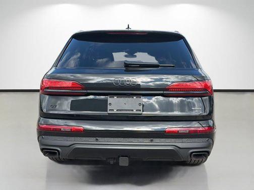 2026 Audi Q7 55 Premium Plus