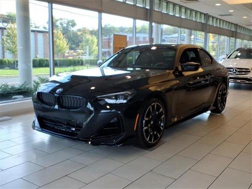 2025 BMW M240 i xDrive