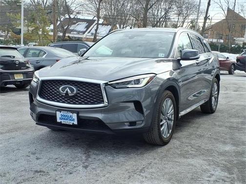 2023 INFINITI QX50 Luxe
