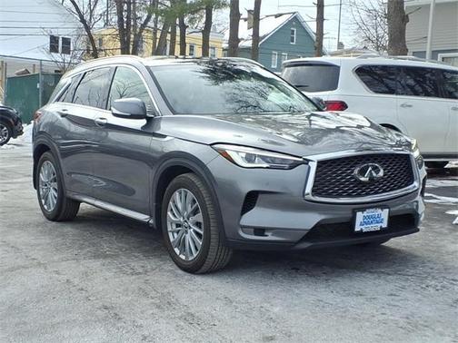 2023 INFINITI QX50 Luxe
