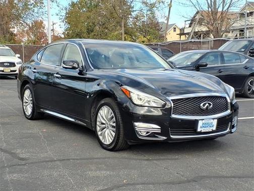 2016 INFINITI Q70L 3.7X