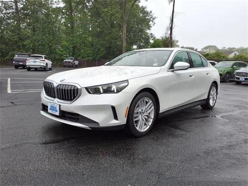 2024 BMW 530 i xDrive