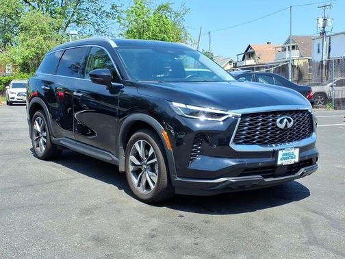 Diamond Black 2025 INFINITI QX60 Luxe
